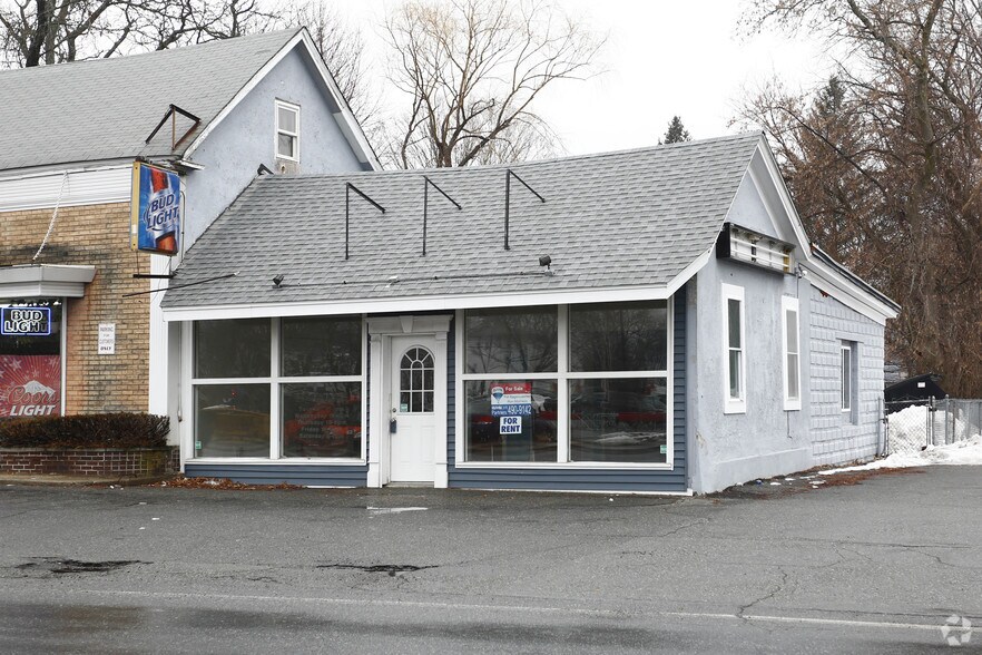 316 Pleasant St, Dracut, MA for sale - Primary Photo - Image 1 of 1