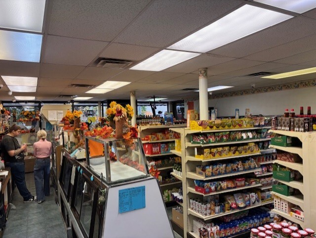 152 Norman Ave, Brooklyn, NY for lease Interior Photo- Image 1 of 5