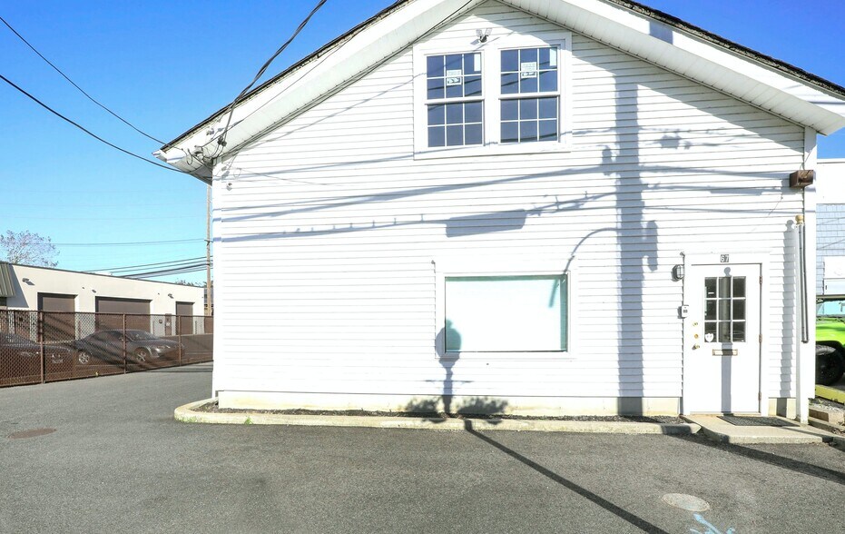 67 John St, Babylon, NY for sale - Building Photo - Image 1 of 1