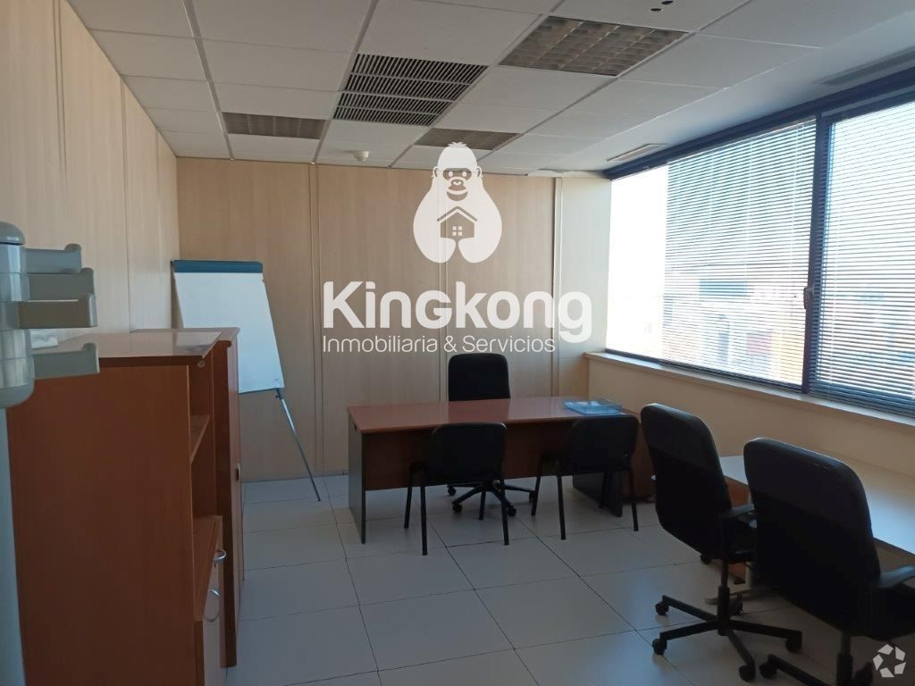 Office in Torrejón de Ardoz, Madrid for lease Interior Photo- Image 1 of 2
