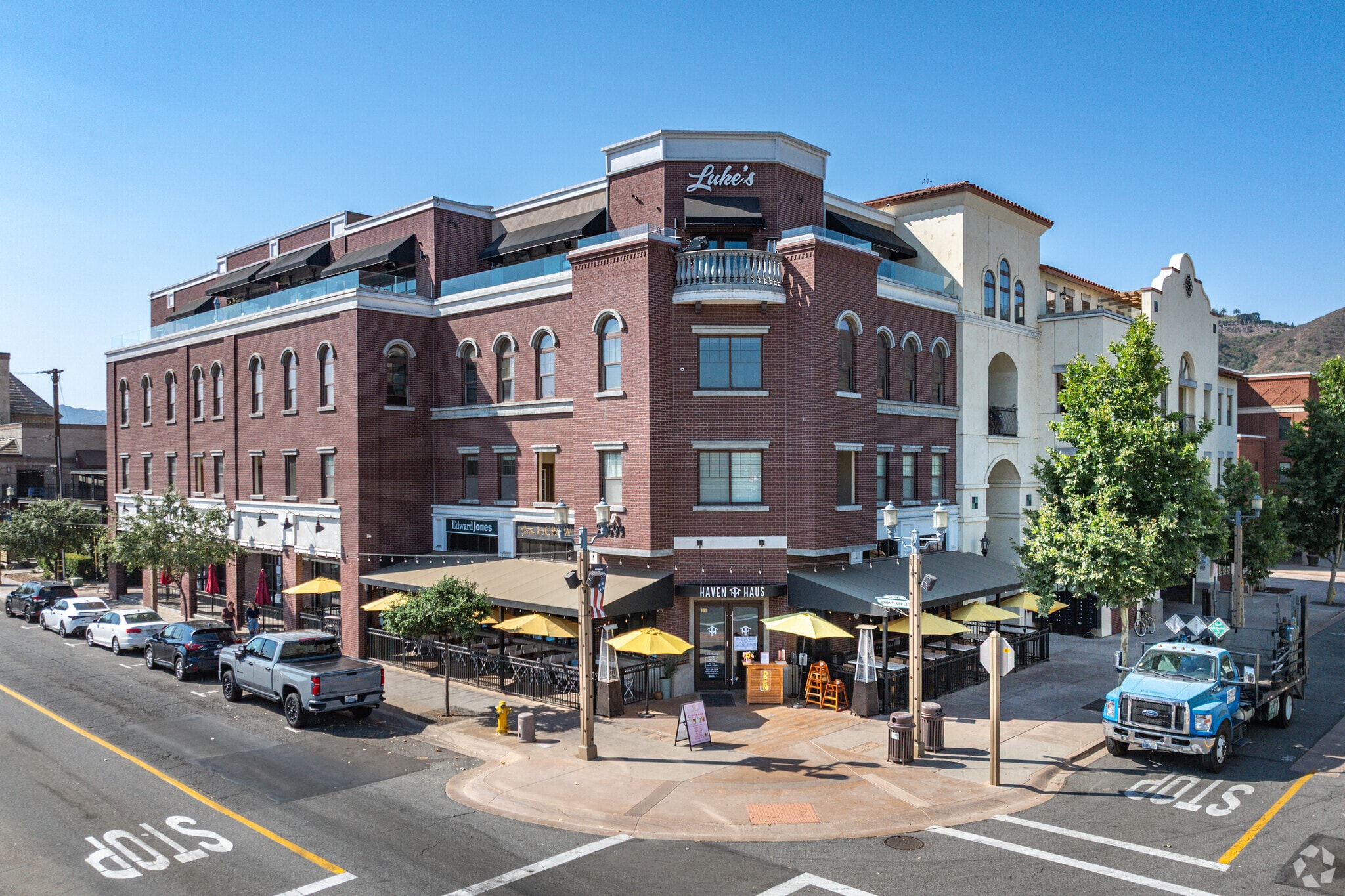 28693 Old Town Front St, Temecula, CA for lease Primary Photo- Image 1 of 6