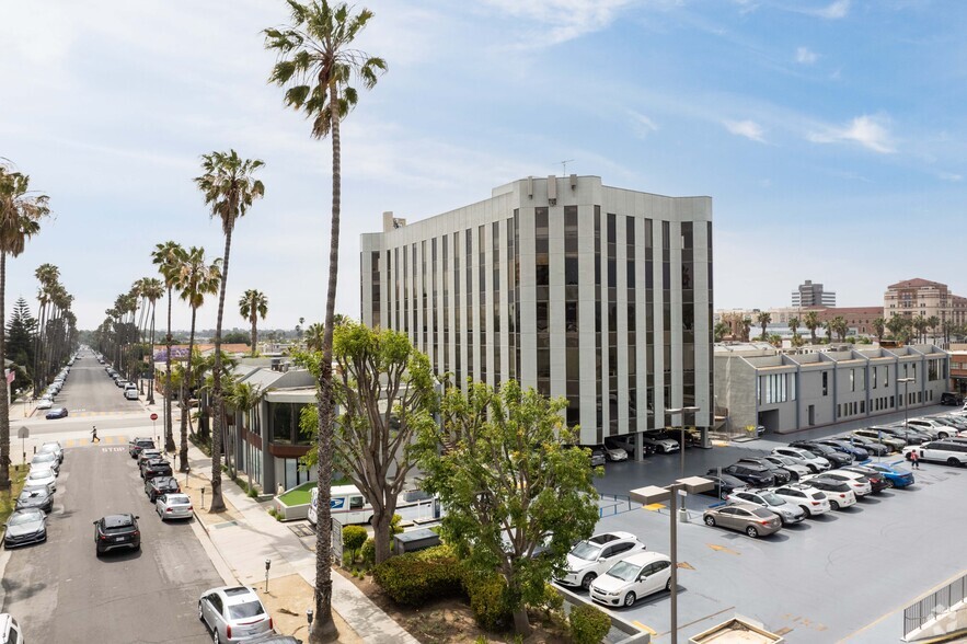 1801-1831 Wilshire Blvd, Santa Monica, CA for lease - Building Photo - Image 3 of 6