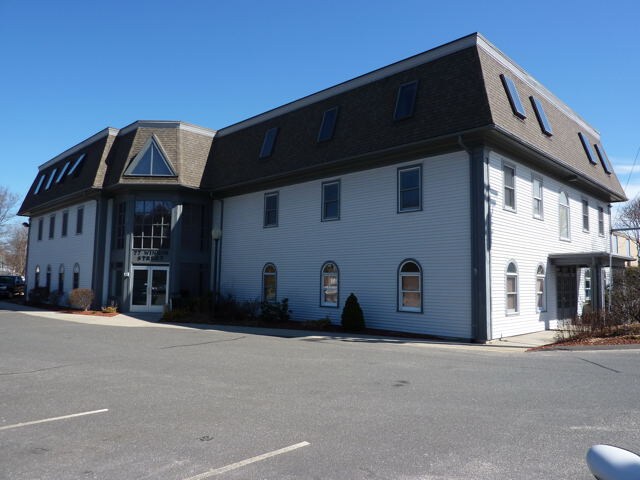 77 Winsor St, Ludlow, MA for sale Primary Photo- Image 1 of 1