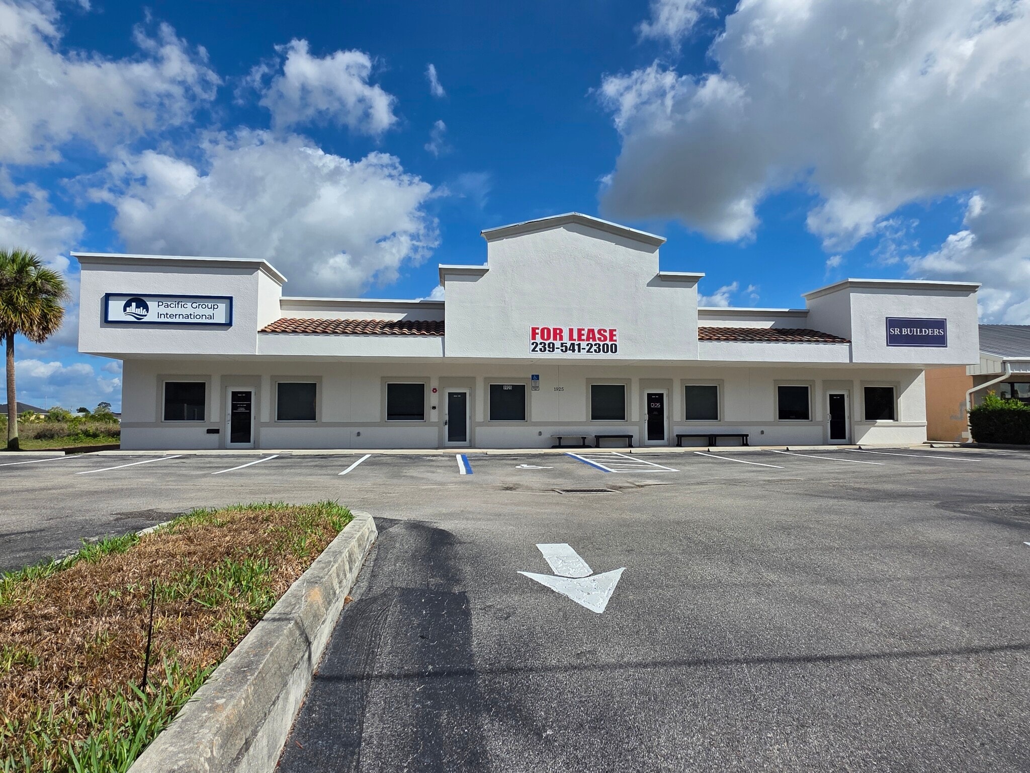 1925 NE 10th Ter, Cape Coral, FL for lease Building Photo- Image 1 of 9