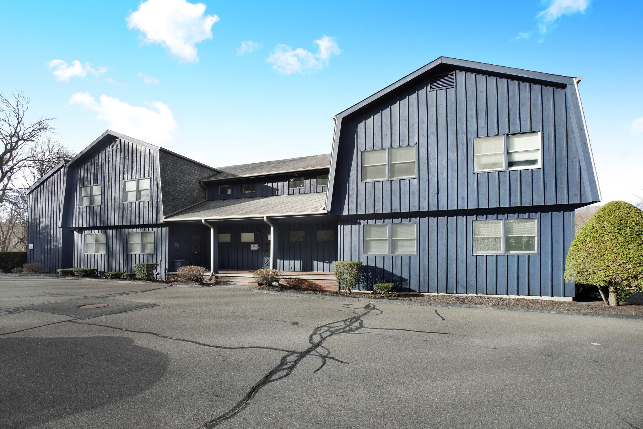 23 Amity Rd, Bethany, CT for sale Building Photo- Image 1 of 1