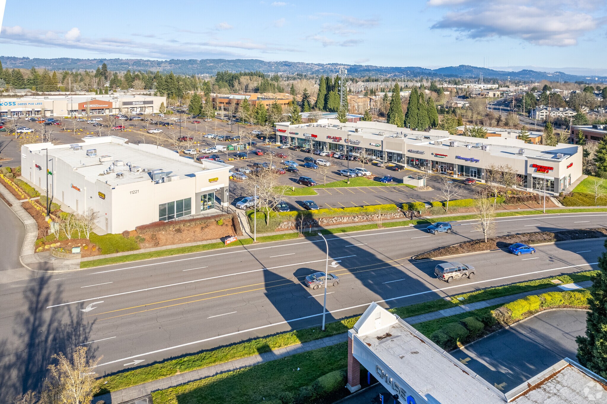18021-18033 NW Evergreen Pky, Hillsboro, OR for sale Primary Photo- Image 1 of 1