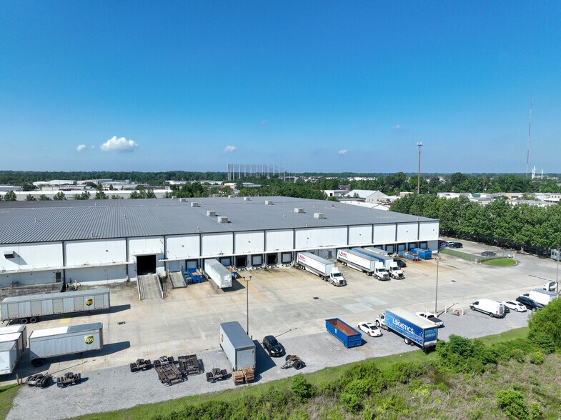 12100 Little Cayman Dr, Baton Rouge, LA for lease - Building Photo - Image 3 of 11