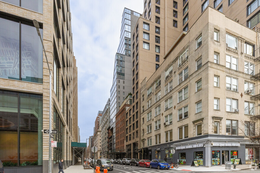 535 Greenwich St, New York, NY for lease - Primary Photo - Image 1 of 6