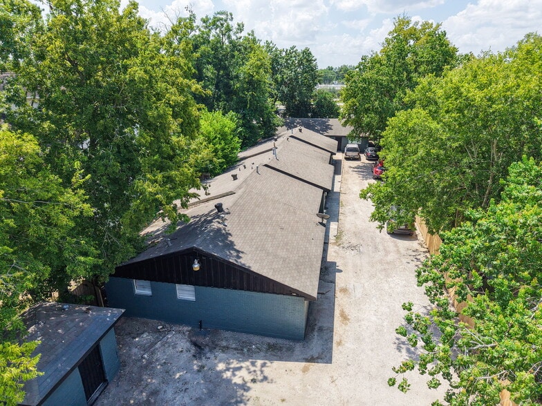 5022 Mallow St, Houston, TX for sale - Building Photo - Image 1 of 30
