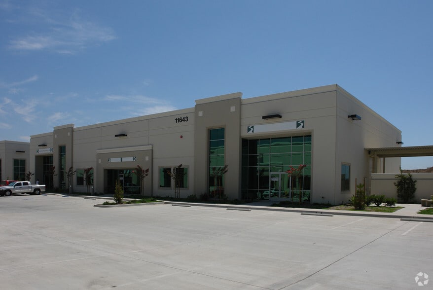 11643 Riverside Dr, Lakeside, CA for lease - Building Photo - Image 3 of 3