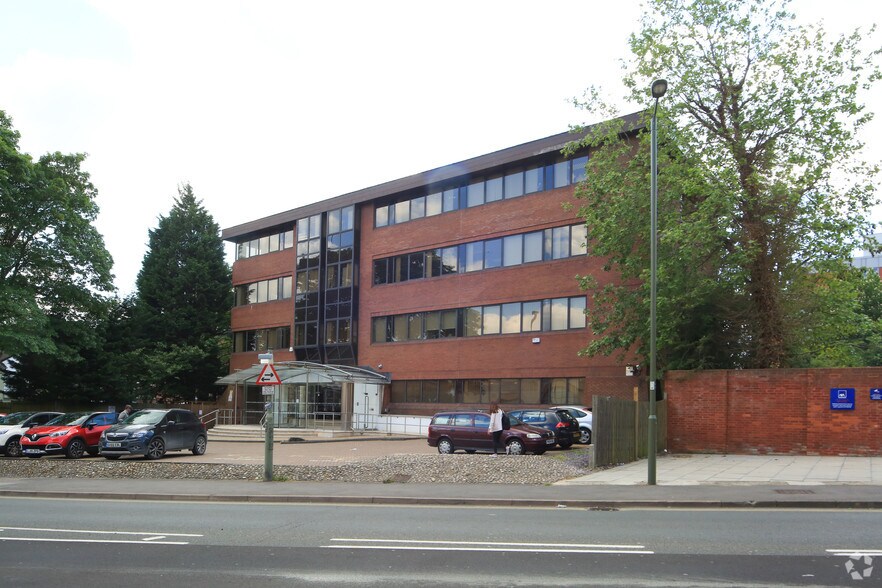 St Matthews Rd, Redhill, RH1 1TA