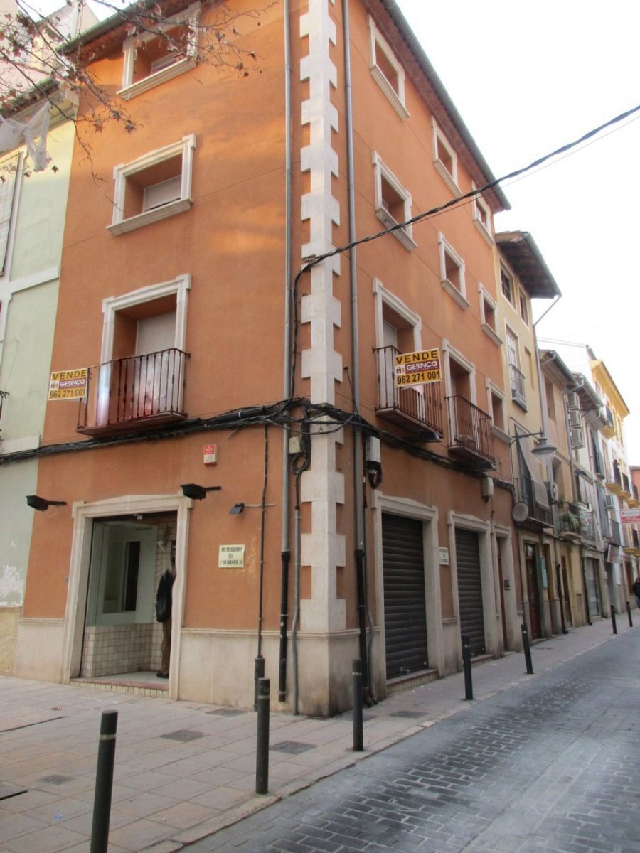 Retail in Xàtiva for sale Building Photo- Image 1 of 11