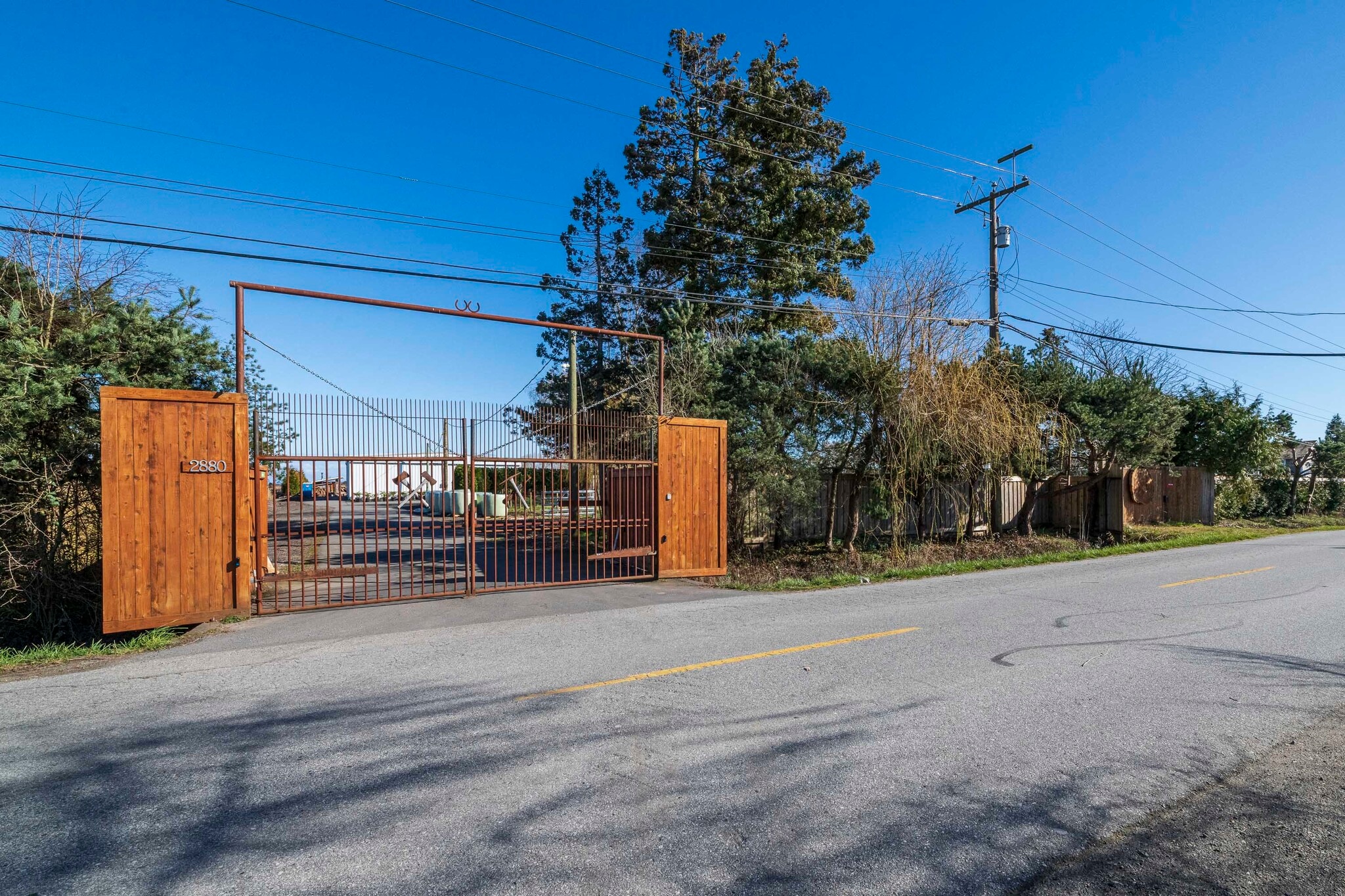 2880 64 St, Delta, BC for sale Primary Photo- Image 1 of 1