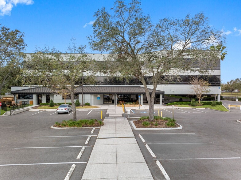 6801 E Hillsborough Ave, Tampa, FL for lease - Building Photo - Image 3 of 126