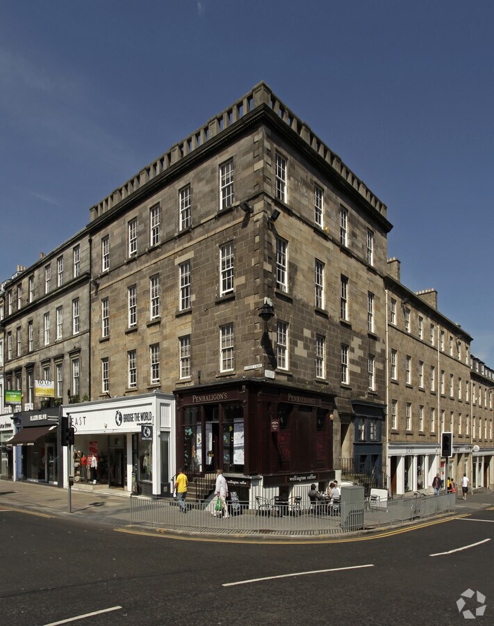 6690 Hanover St, Edinburgh, EDH EH2 1EL