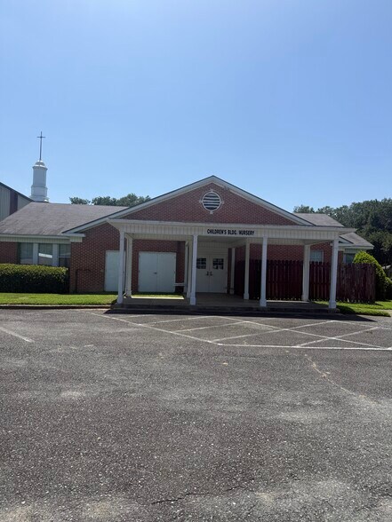 1915 Grover Pl, Shreveport, LA for lease - Building Photo - Image 2 of 23