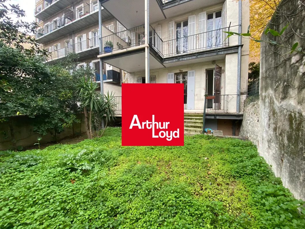 Office in Marseille for lease Building Photo- Image 1 of 9