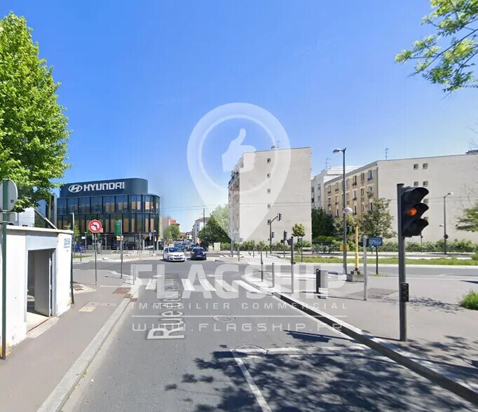 Retail in La Garenne-Colombes for lease - Building Photo - Image 2 of 3