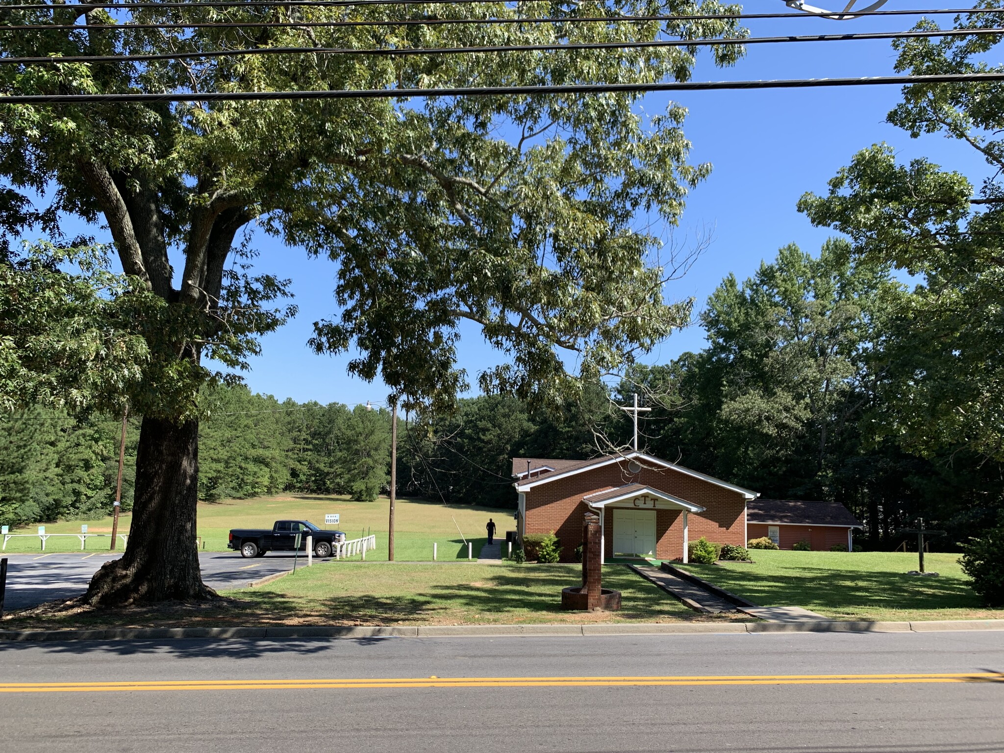 5069 Highpoint Rd, Union City, GA for sale Primary Photo- Image 1 of 1