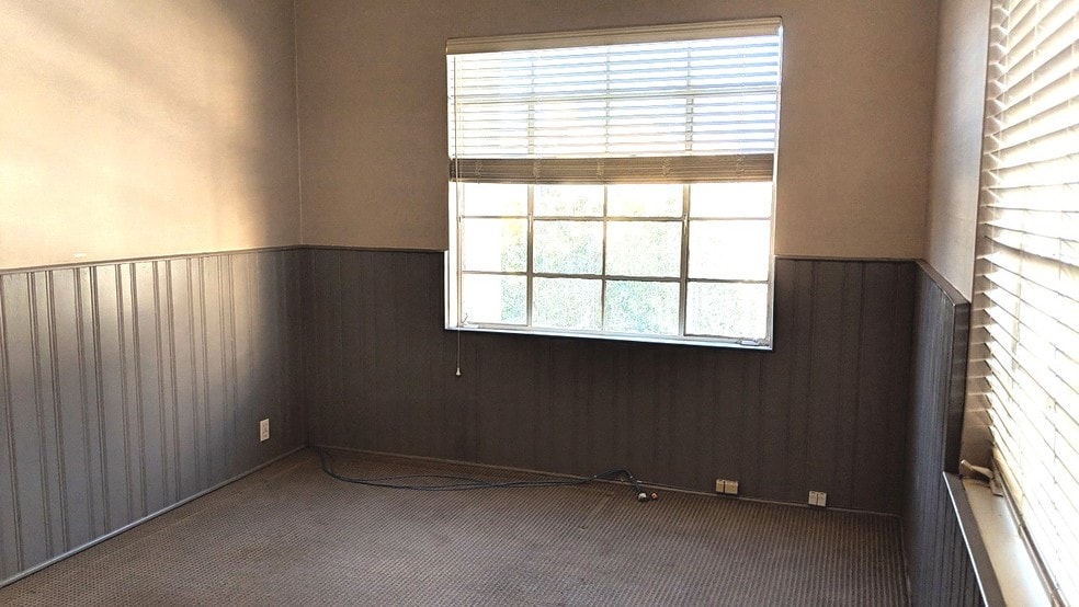 114-122 S Beverly Dr, Beverly Hills, CA for lease - Interior Photo - Image 3 of 36