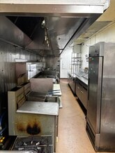 400 W 48th Ave, Denver, CO for lease Interior Photo- Image 1 of 24