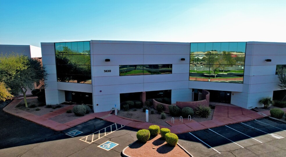 1430 W Auto Dr, Tempe, AZ for lease - Building Photo - Image 2 of 9