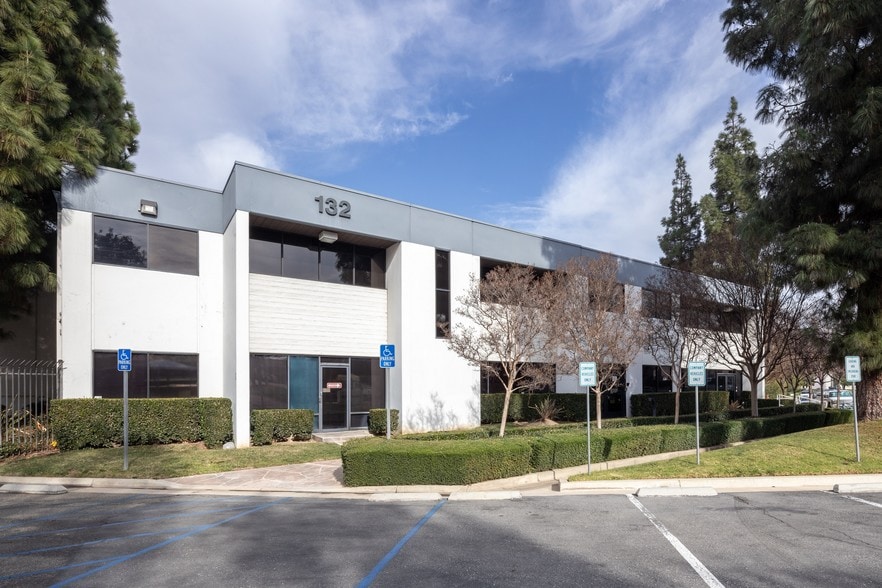132 Business Center Dr, Corona, CA for lease - Other - Image 1 of 11
