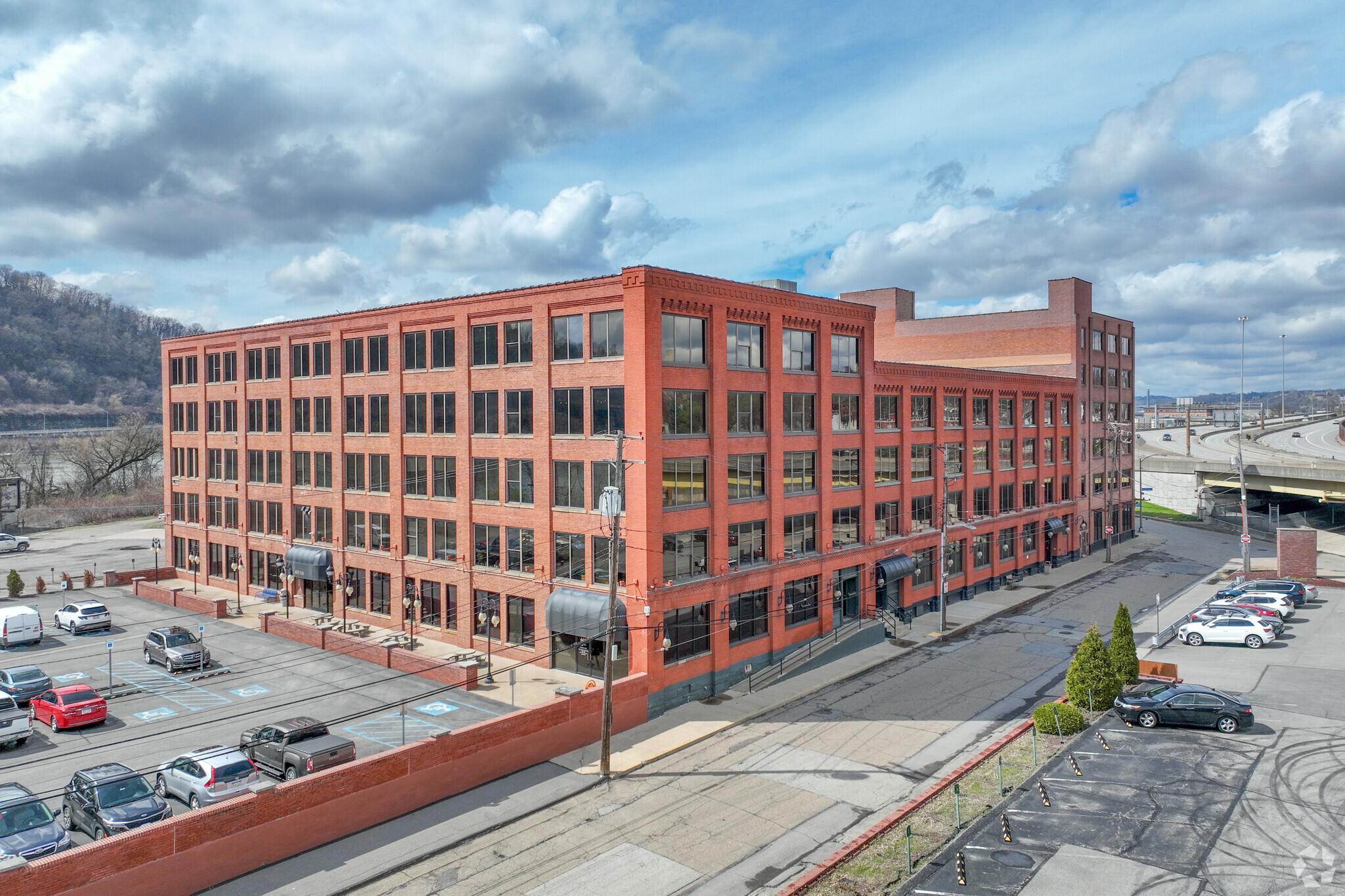 1501 Reedsdale St, Pittsburgh, PA for lease Primary Photo- Image 1 of 15