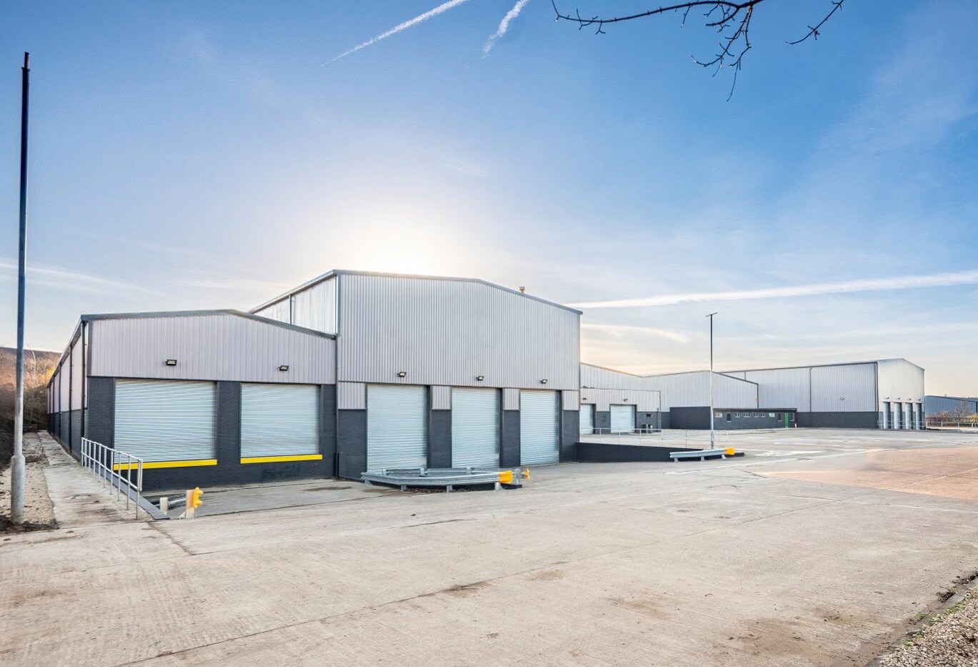 Knowsthorpe Gate, Leeds for sale Primary Photo- Image 1 of 1