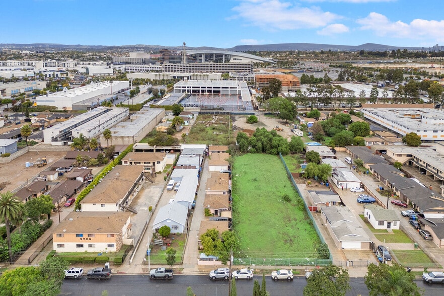 3660-3668 W 102nd St, Inglewood, CA for sale - Building Photo - Image 3 of 4