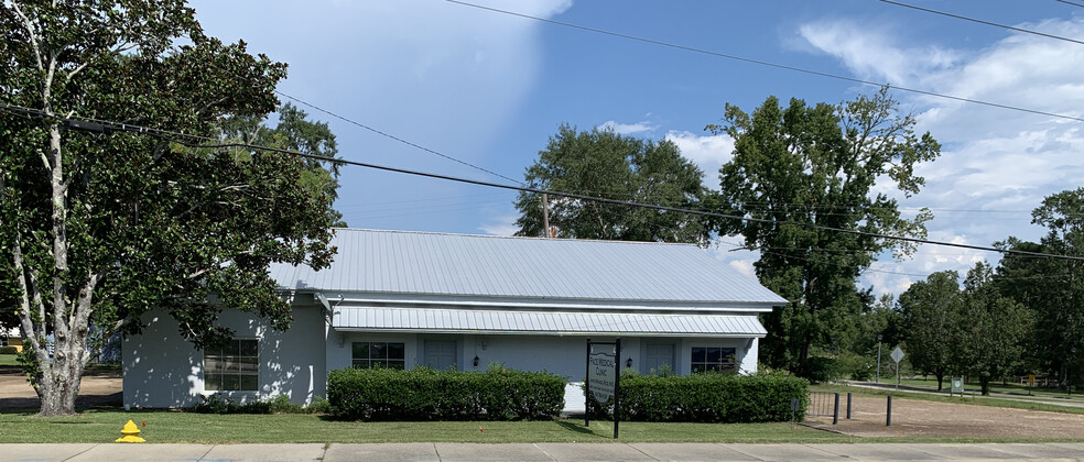 406 N Front St, Richton, MS for sale - Building Photo - Image 1 of 1