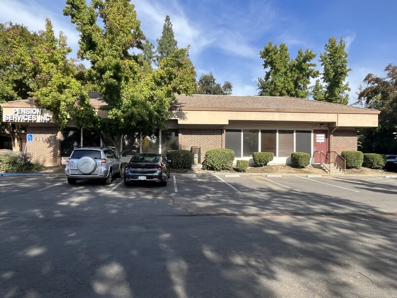 9821 Fair Oaks Blvd, Fair Oaks, CA for lease - Building Photo - Image 1 of 36