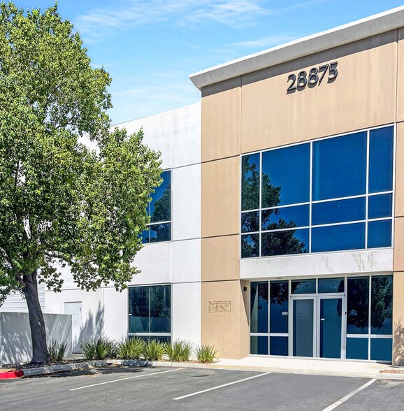 28875 Industry Dr, Valencia, CA for lease - Building Photo - Image 1 of 29