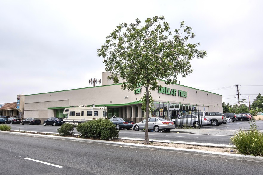 Retail in Long Beach, CA for sale - Primary Photo - Image 1 of 1