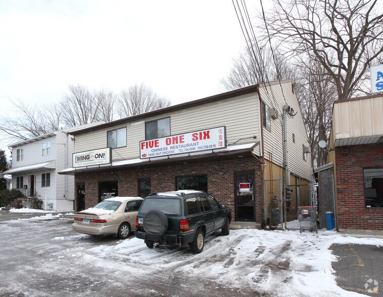 516-518 Frost Rd, Waterbury, CT for sale - Primary Photo - Image 1 of 1