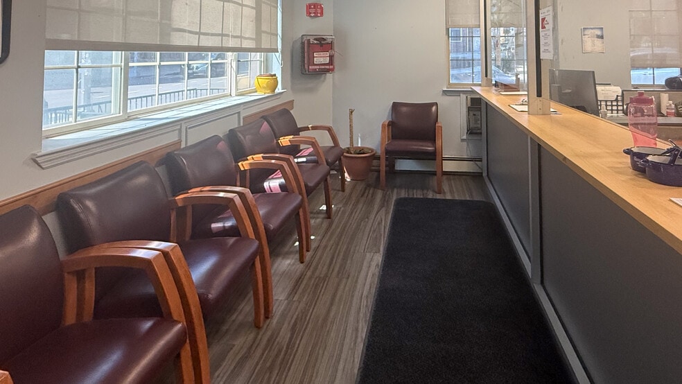 7803 41st Ave, Elmhurst, NY for lease - Building Photo - Image 3 of 13