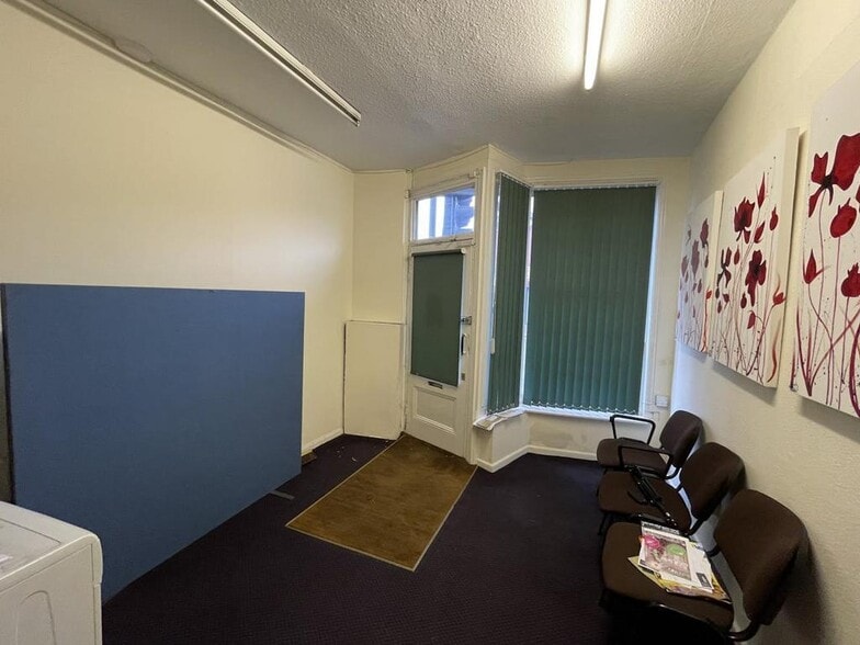 487 Hartshill Rd, Stoke On Trent for lease - Interior Photo - Image 3 of 11
