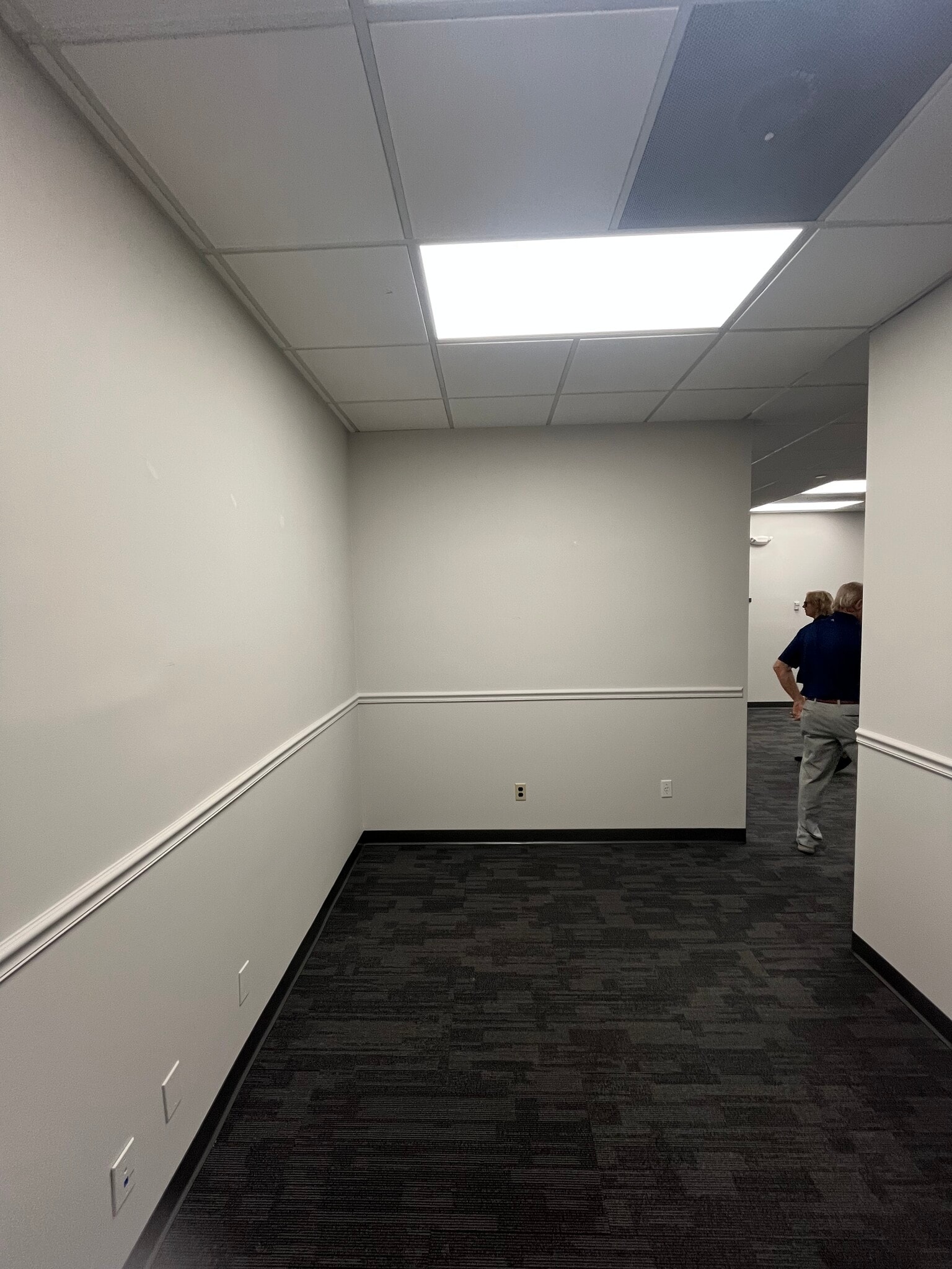 6400 N Congress Ave, Boca Raton, FL for lease Interior Photo- Image 1 of 10