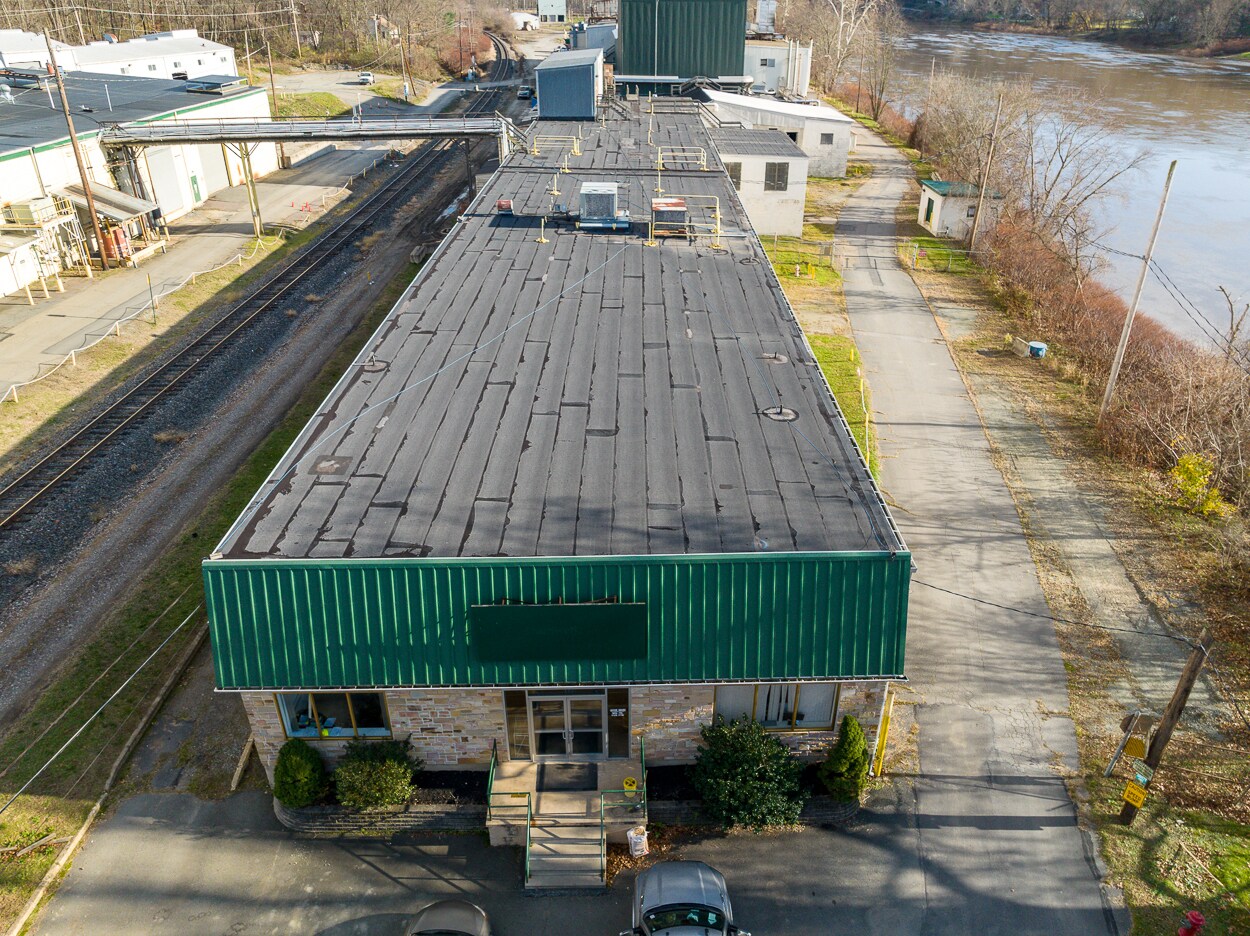 1 Main St, Ransom Township, PA 18411 Former Cascades Warehouse/Mfg