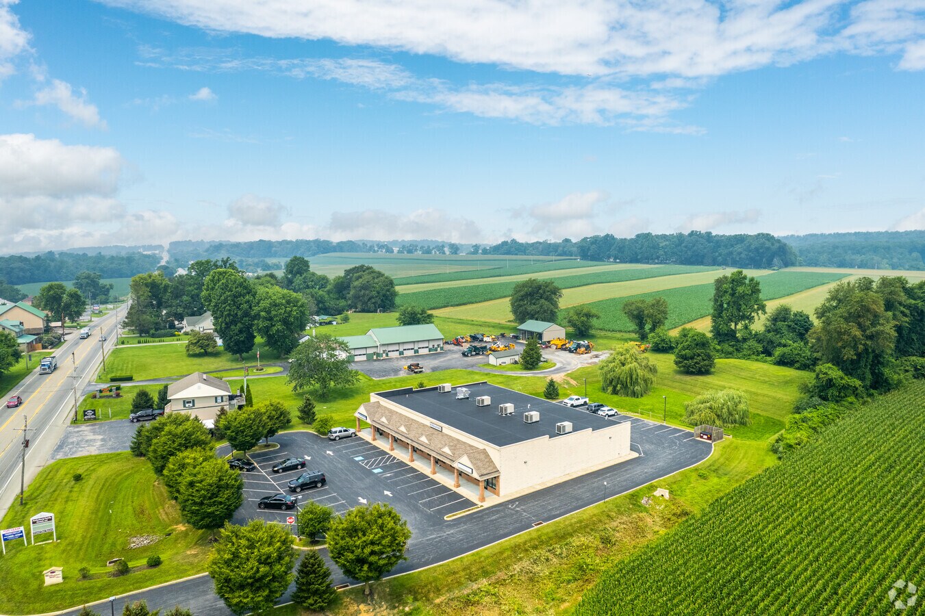 47394749 W Lincoln Hwy, Parkesburg, PA 19365 West Sadsbury Shops