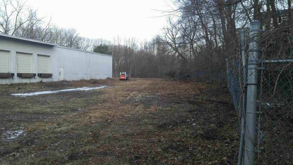 15 Whipple St, Springfield, MA for lease - Building Photo - Image 3 of 8