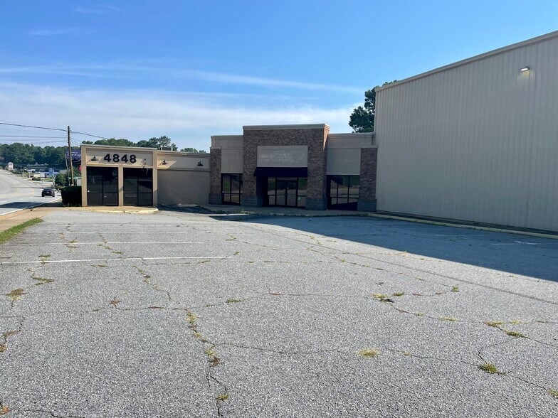 4848 River Rd, Columbus, GA 31904