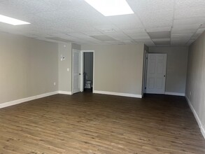 10804 Main St, Thonotosassa, FL for lease Interior Photo- Image 2 of 4