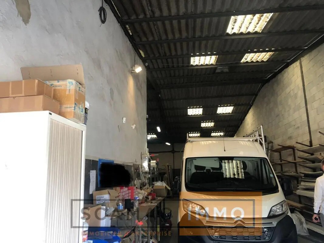 Industrial in Martigues for lease Building Photo- Image 1 of 14