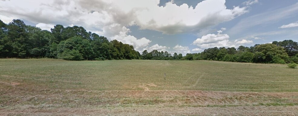 4180 Chamblee Rd, Oakwood, GA for sale - Building Photo - Image 2 of 5