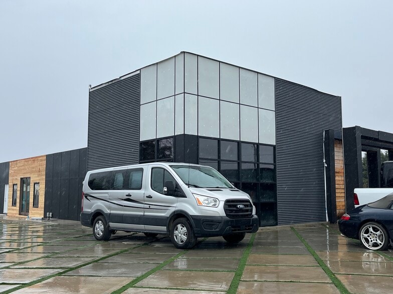 7935 Valley Falls Rd, Spartanburg, SC for lease - Building Photo - Image 1 of 9