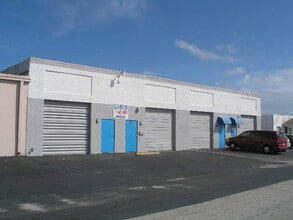 2780 NE 7th Ave, Pompano Beach, FL for lease Building Photo- Image 1 of 3
