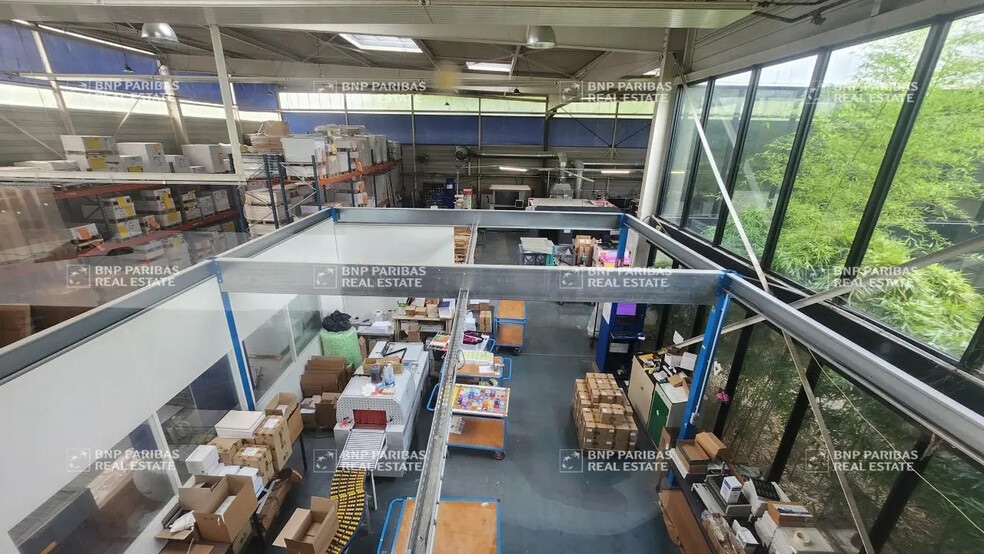 Flex in Champigny-sur-Marne for sale - Building Photo - Image 3 of 12