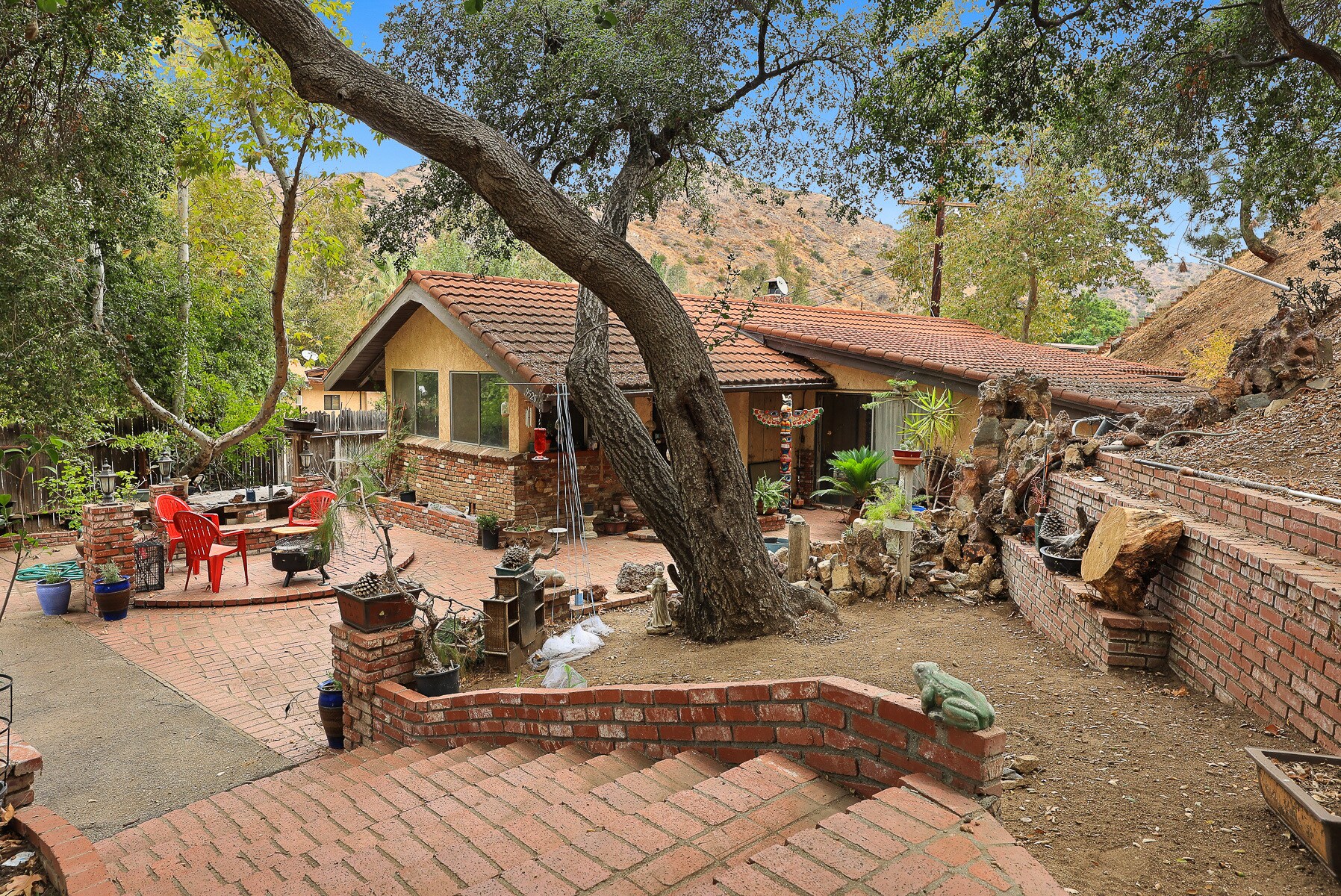 9520 La Tuna Canyon Rd, Sun Valley, CA 91352 Prime 2.12 Acre Lot, 9