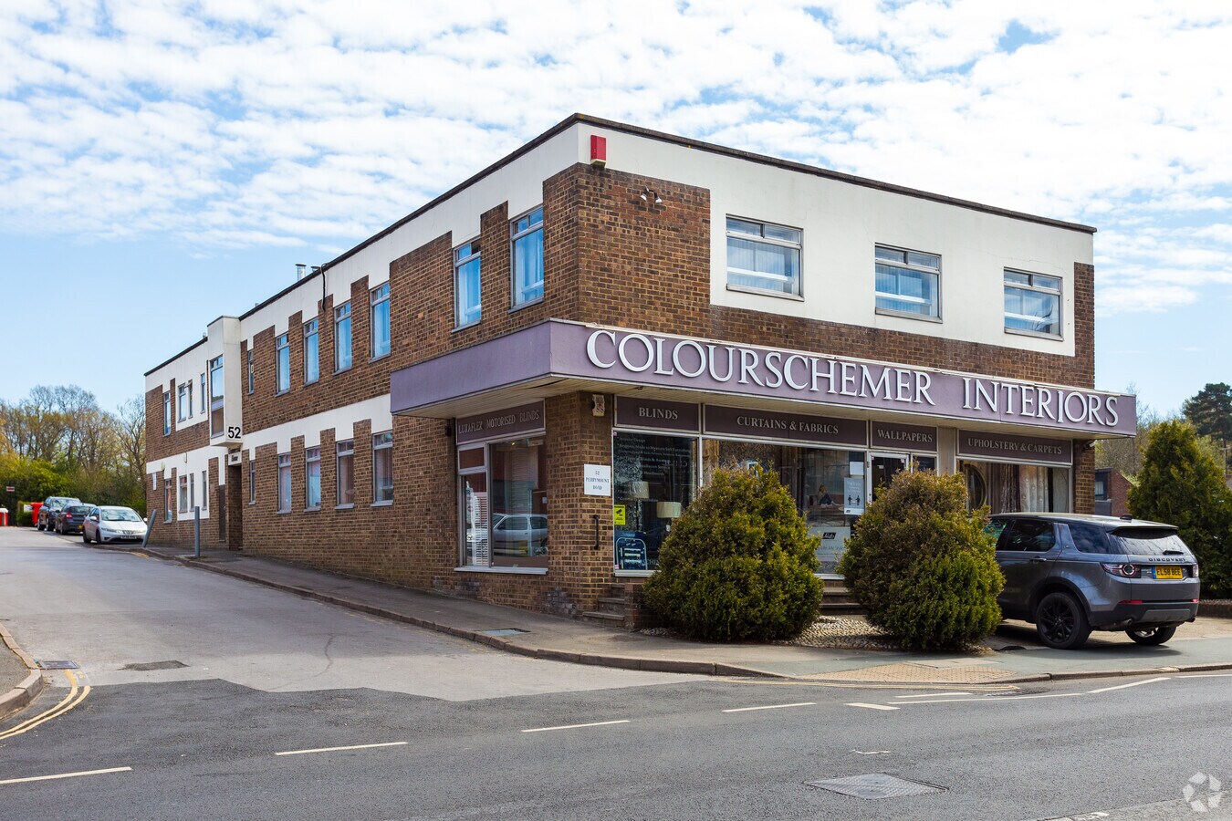 52 Perrymount Rd, Haywards Heath, WSX RH16 3DT